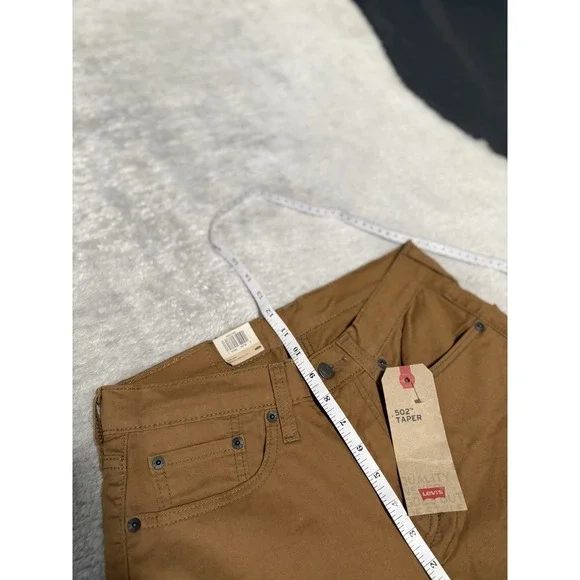 New Levi's 502 Taper Tan Khaki Pants Size 29x32 Stretch NWT - Picture 7 of 11